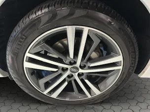 Audi Q5 50 TFSI e PHEV Black Edition quattro S-tronic