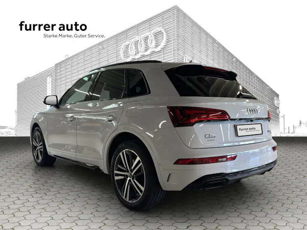 AUDI Q5 50 TFSI e PHEV Black Edition quattro S-tronic