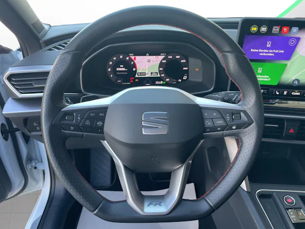 SEAT Leon 1.5 eTSI mHEV DSG FR