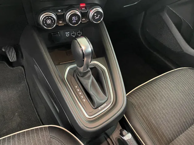Renault Clio 1.6 E-Tech Edition One