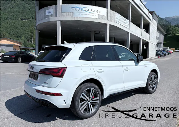 Audi Q5 40 TDI Black Edition quattro S-tronic *CH-Fahrzeug m. Servicepaket+Garantie*