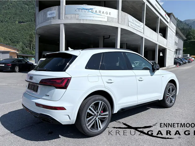 Audi Q5 40 TDI Black Edition quattro S-tronic *CH-Fahrzeug m. Servicepaket+Garantie*