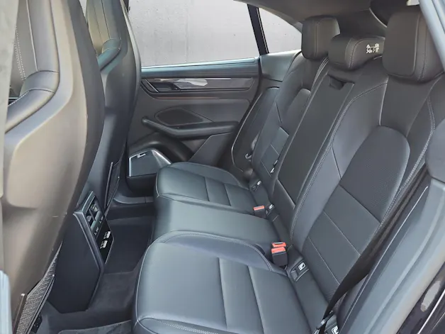Porsche Macan Turbo 100kWh - 518km WLTP