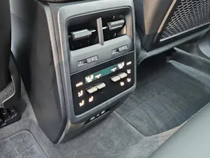 Porsche Macan Turbo 100kWh - 518km WLTP