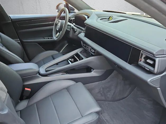 Porsche Macan Turbo 100kWh - 518km WLTP