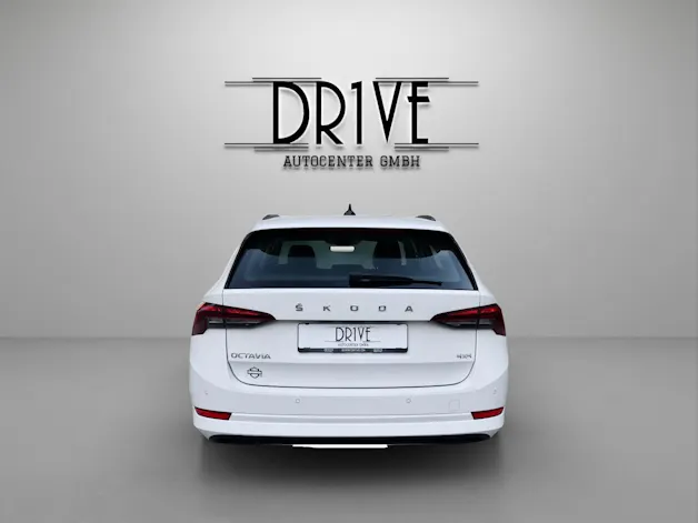 Škoda Octavia Combi 2.0 TDI DSG Ambition 4x4