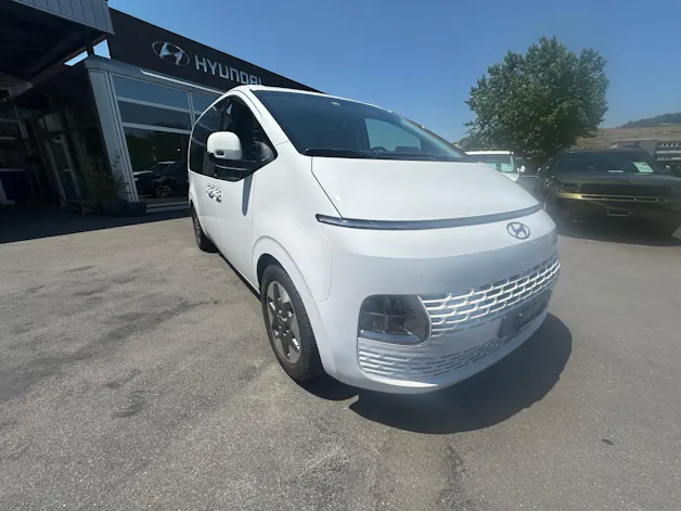 Hyundai Staria Premium 2.2 CRDi Vertex 4WD A