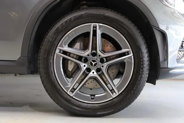 Mercedes-Benz GLC 300 e AMG Line 4Matic