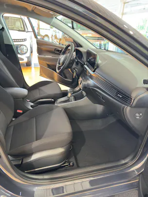 Hyundai i20 1.0 T-GDi Amplia DCT