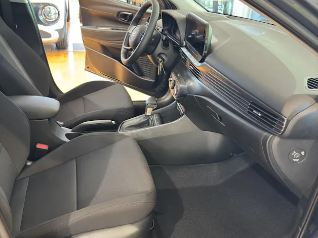 Hyundai i20 1.0 T-GDi Amplia DCT