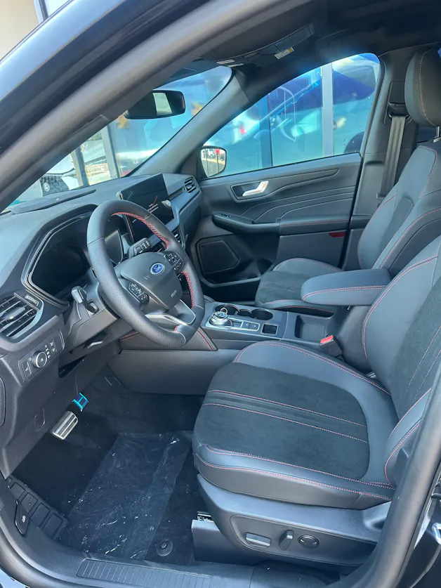 Ford Kuga 2.5 Hybrid ST-Line X 4x4 FHEV/Aut.
