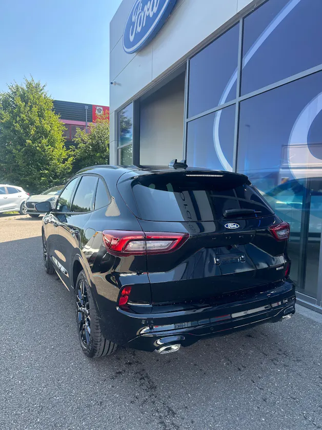 Ford Kuga 2.5 Hybrid ST-Line X 4x4 FHEV/Aut.