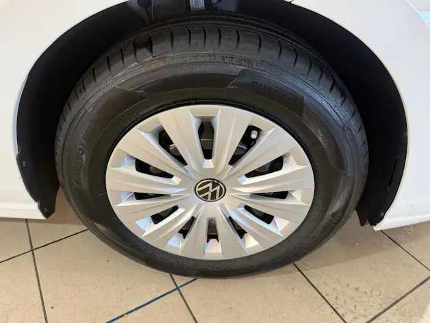 VW Golf 1.5 e TSI mHEV Basis DSG