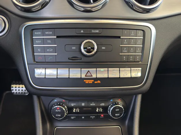 Mercedes-Benz GLA 250 AMG Line 4Matic