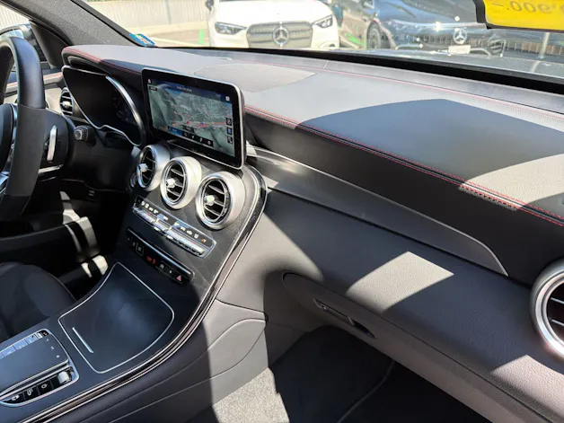 MERCEDES-BENZ GLC 220 d AMG Plus 4Matic