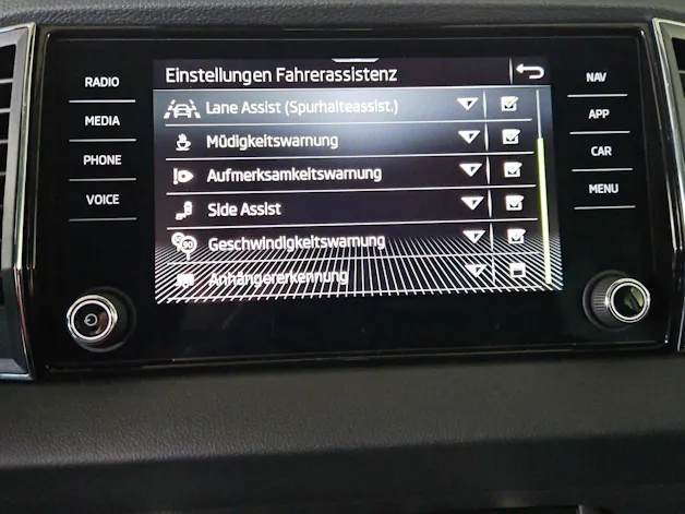 SKODA Karoq 1.5 TSI Dynamic DSG