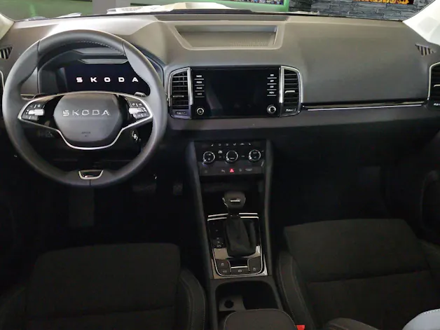 SKODA Karoq 1.5 TSI Dynamic DSG