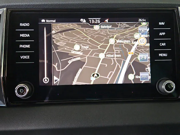 SKODA Karoq 1.5 TSI Dynamic DSG