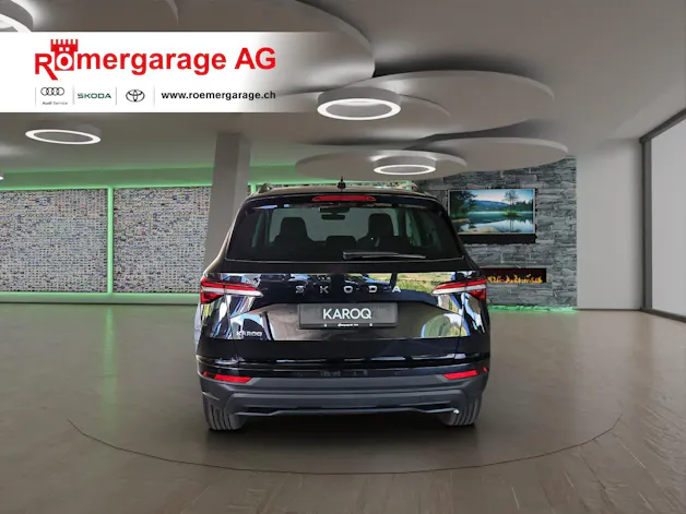 SKODA Karoq 1.5 TSI Dynamic DSG