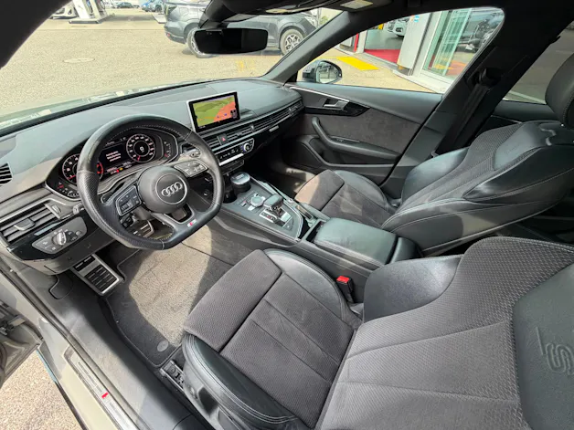 Audi A4 Avant 2.0 TFSI Sport quattro S-tronic