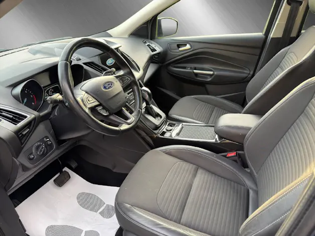 Ford Kuga 2.0 TDCi 180 Titanium FPS **inkl. AHK**Standheizung**
