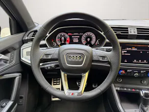 Audi Q3 2.0 40 TDI S line quattro S-Tronic