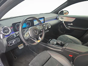 https://vehicle.imgix.net/4369797/2e08996d-2a2b-416b-a57d-698faa88877c.jpg