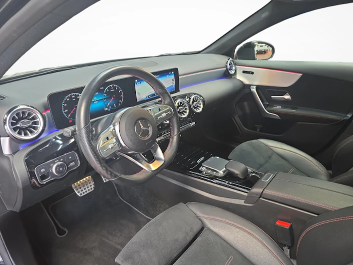Fahrzeugbild MERCEDES-BENZ A 200