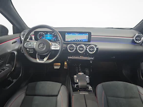 https://vehicle.imgix.net/4369797/e43242b7-0ef3-4531-af7b-7b7b1281310f.jpg