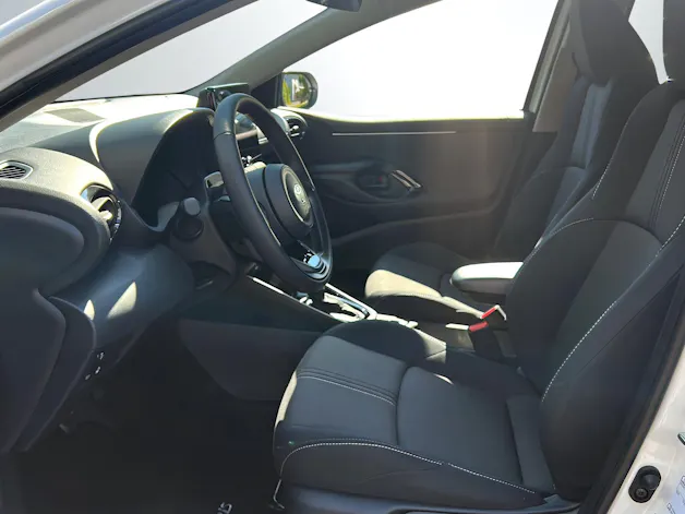 Toyota Yaris 1.5 VVT-i HSD Trend