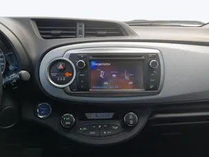 Toyota Yaris 1.5 VVT-i HSD Luna
