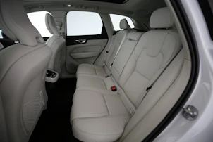 immagine del veicolo VOLVO XC60 2.0 B5 MH Ultra Dark AWD