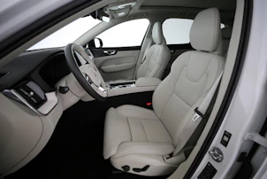 immagine del veicolo VOLVO XC60 2.0 B5 MH Ultra Dark AWD