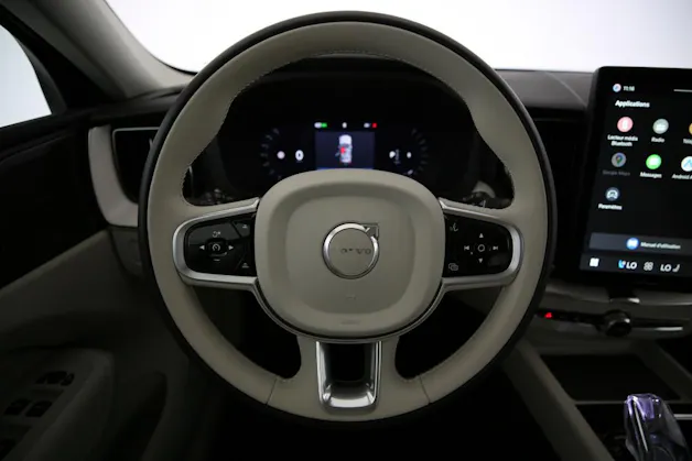 Volvo XC60 2.0 B5 MH Ultra Dark AWD
