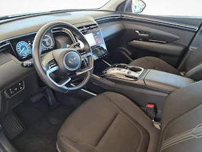 https://vehicle.imgix.net/4369887/025e1906-d7c4-464b-a949-a34abbf484e3.jpg