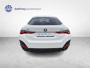 https://vehicle.imgix.net/4369889/9d6fd9f9-34e6-495c-9c7e-7a7226b90ab2.jpg