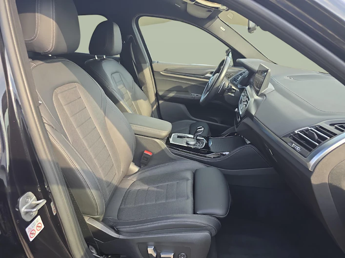 Fahrzeugbild BMW X4