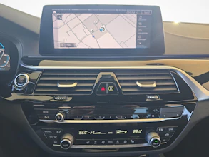 https://vehicle.imgix.net/4369891/0f244549-7e41-456f-bbaf-fb2590cc02d6.jpg