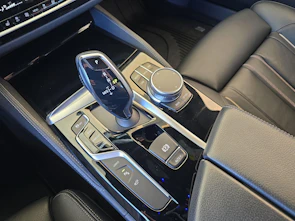 Fahrzeugbild BMW 530e xDrive / ab 0.99% Leasing bei Abschluss einer Protect Autoversicherung