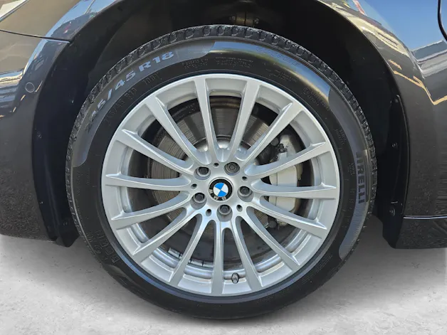 BMW 530e xDrive / ab 0.99% Leasing bei Abschluss einer Protect Autoversicherung