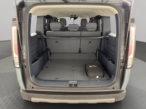 https://vehicle.imgix.net/4369901/32d01921-8feb-43be-b03d-5f6852159968.jpg