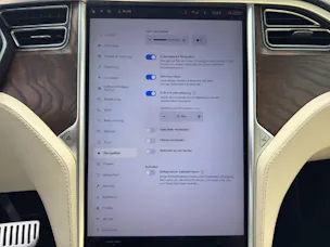 Tesla Model X 100 D