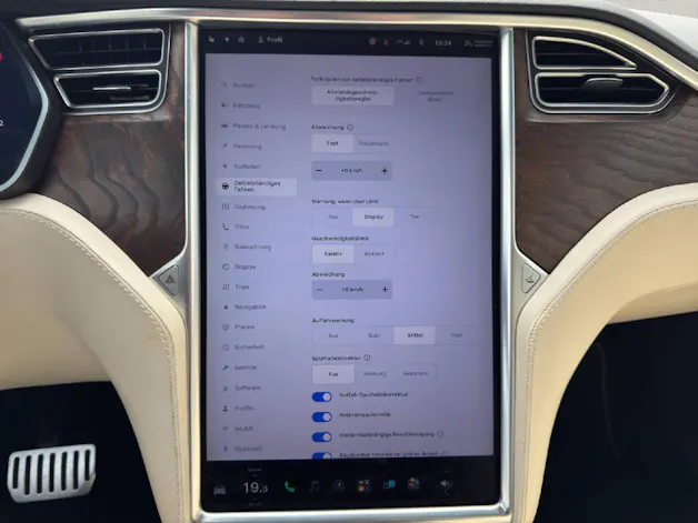 Tesla Model X 100 D