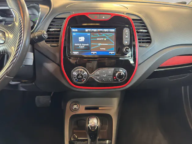 Renault Captur 1.2 TCe Helly Hansen EDC