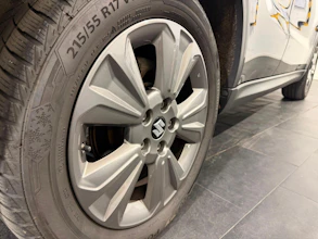 https://vehicle.imgix.net/4369932/888f6674-f93f-491f-b76c-e982c7215f7c.jpeg