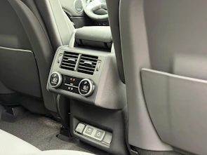 immagine del veicolo LAND ROVER Discovery 3.0 D I6 350 Dynamic HSE