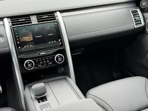 Land Rover Discovery 3.0 D I6 350 Dynamic HSE