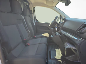 https://vehicle.imgix.net/4369950/02bcc303-c6a2-4610-9227-550e4ae72f7d.jpg