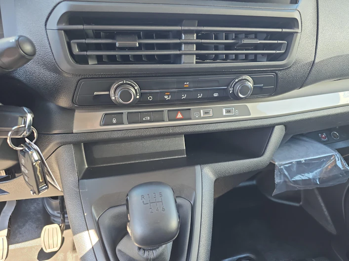 Fahrzeugbild OPEL VIVARO