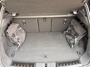 Fahrzeugbild LAND ROVER Range Rover Evoque 1.5 T 270e Hoxton Edition